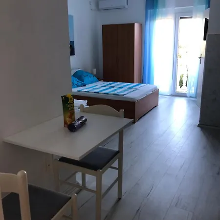 Dalmatia - Harbour Breeze Apartmán *