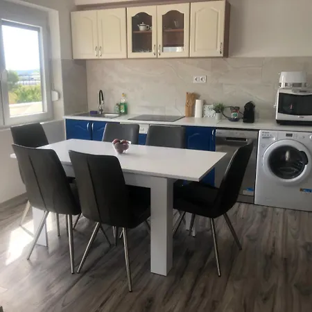 Dalmatia - Harbour Breeze Διαμέρισμα Sukošan
