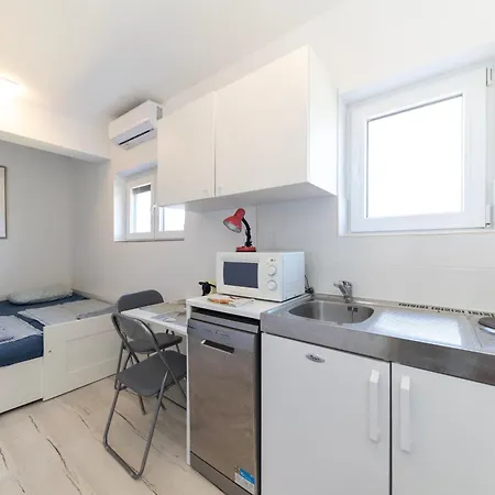 Dalmatia - Harbour Breeze Apartament