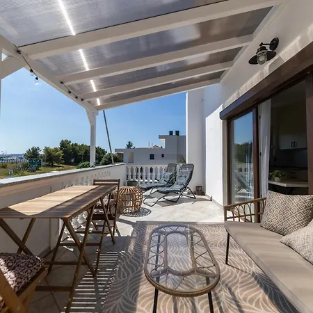 Dalmatia - Harbour Breeze